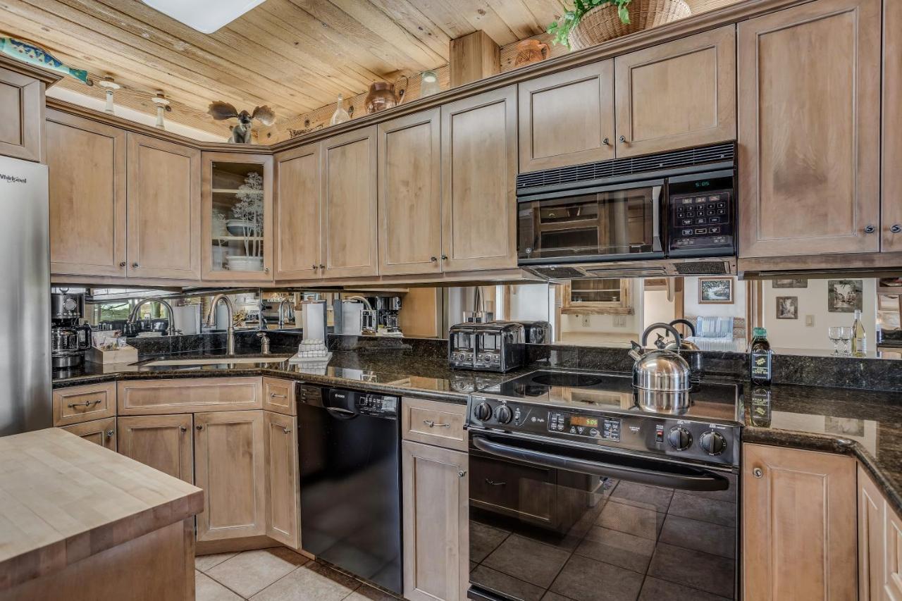 Interlude 2-bedroom Unit 209 Snowmass Village