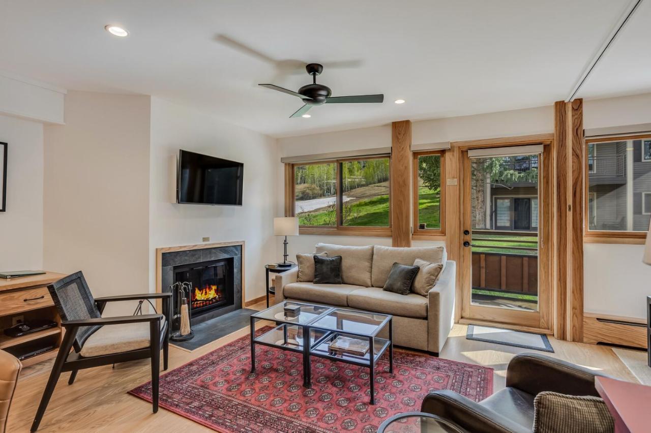 Laurelwood 409 *