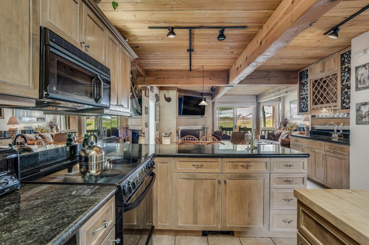 Interlude 2-bedroom Unit 209 Snowmass Village