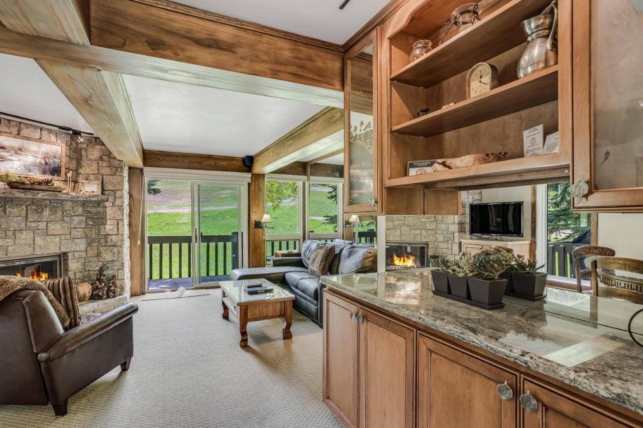 Interlude 2-bedroom Unit 205 Holiday home