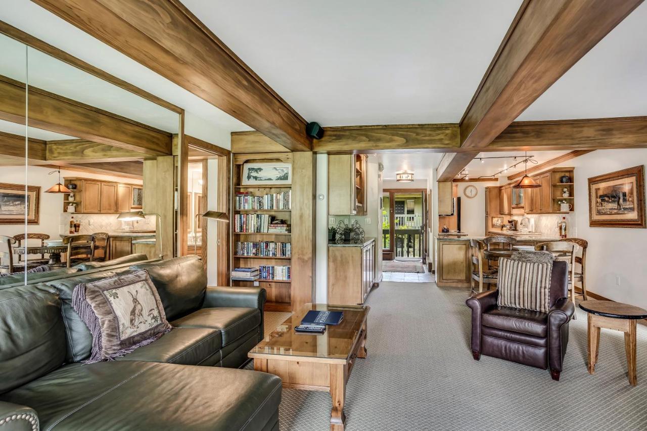 Holiday home Interlude 2-bedroom Unit 205