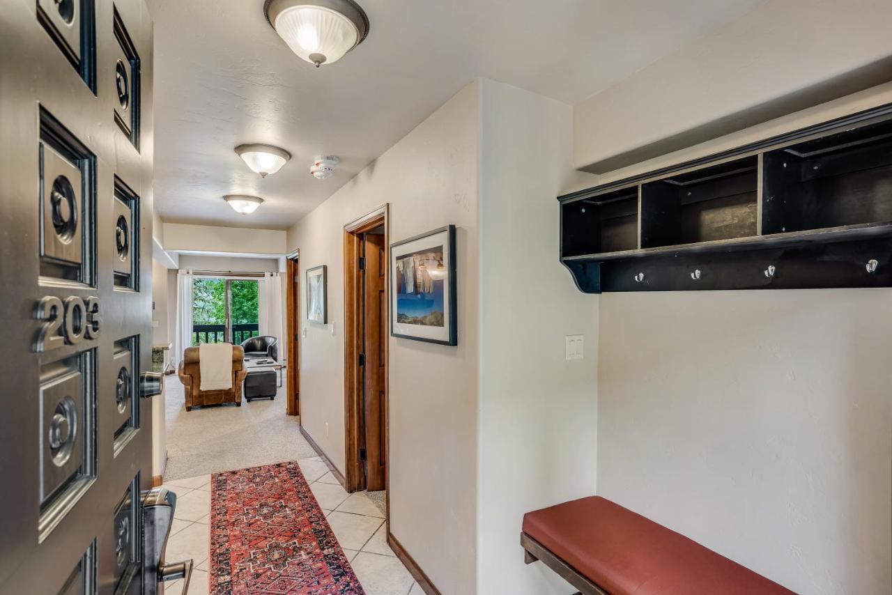 Holiday home Interlude 2-bedroom Unit 203 Snowmass Village