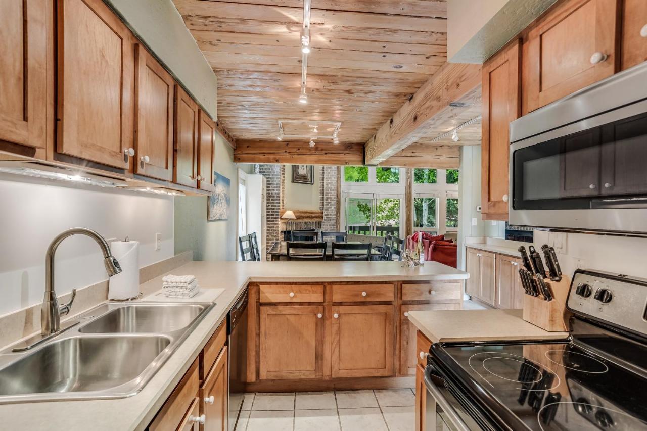 Holiday home Interlude 3-bedroom Unit 307 Snowmass Village