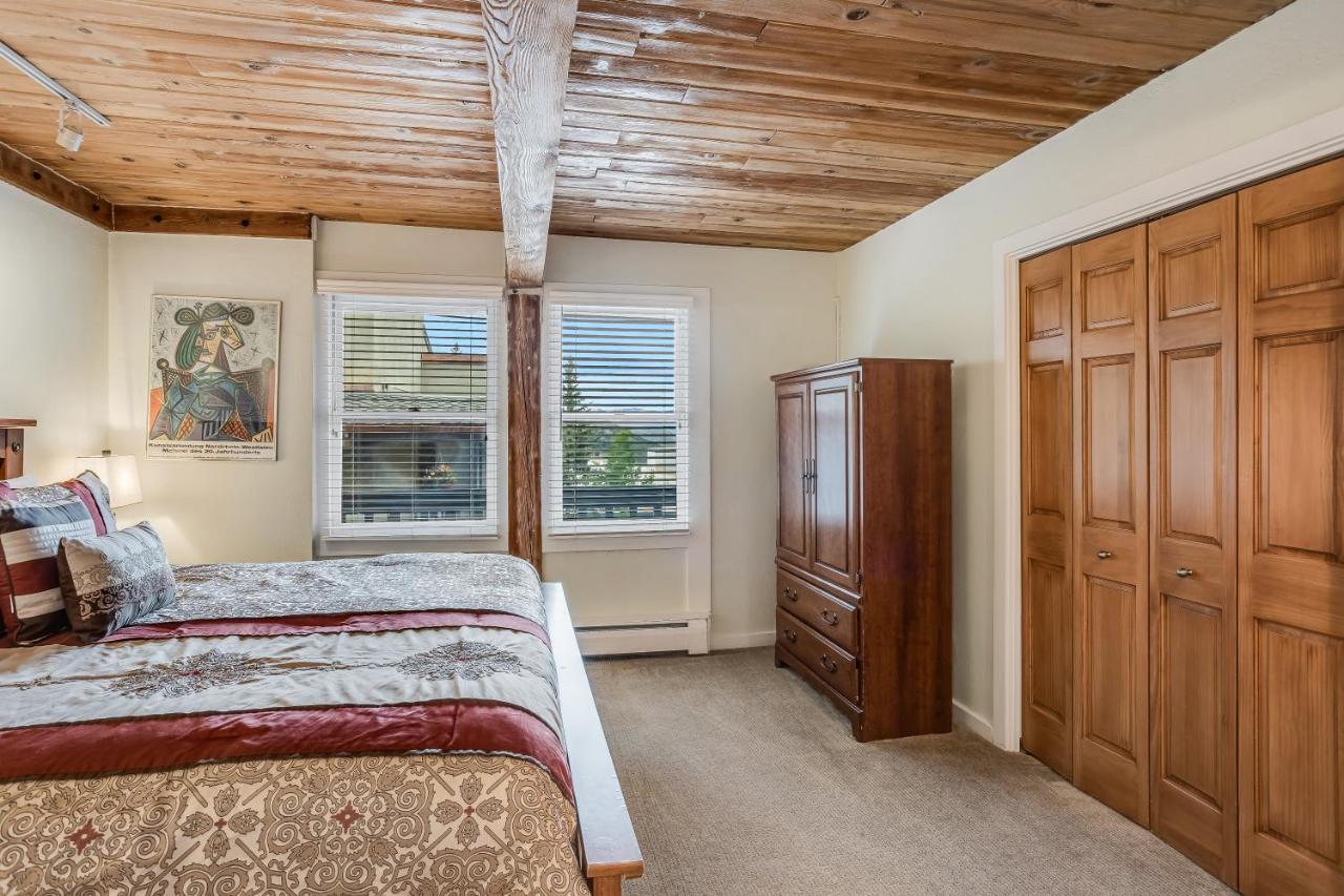 Holiday home Interlude 3-bedroom Unit 307 *