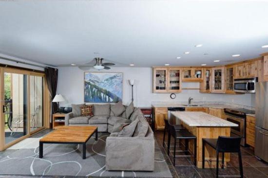 3 Bedroom Premier - Crestwood Hotel Snowmass Village