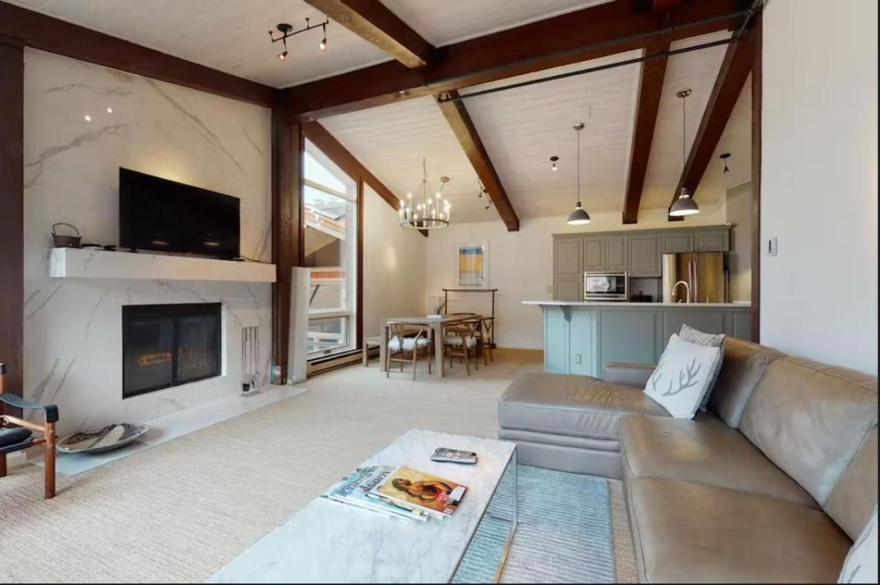 Enclave 309, Snowmass Ski-in/ski-out W/shared Pool/hot Tub/private Washer/dryer/gym/wifi Holiday home *