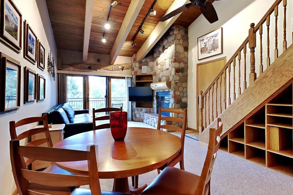 Timberline Loft Standard Unit 303 Holiday home