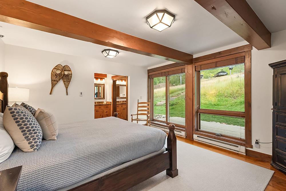 Enclave 108, Snowmass Ski-in Ski-out With Shared Pool, Hot Tub & Gym