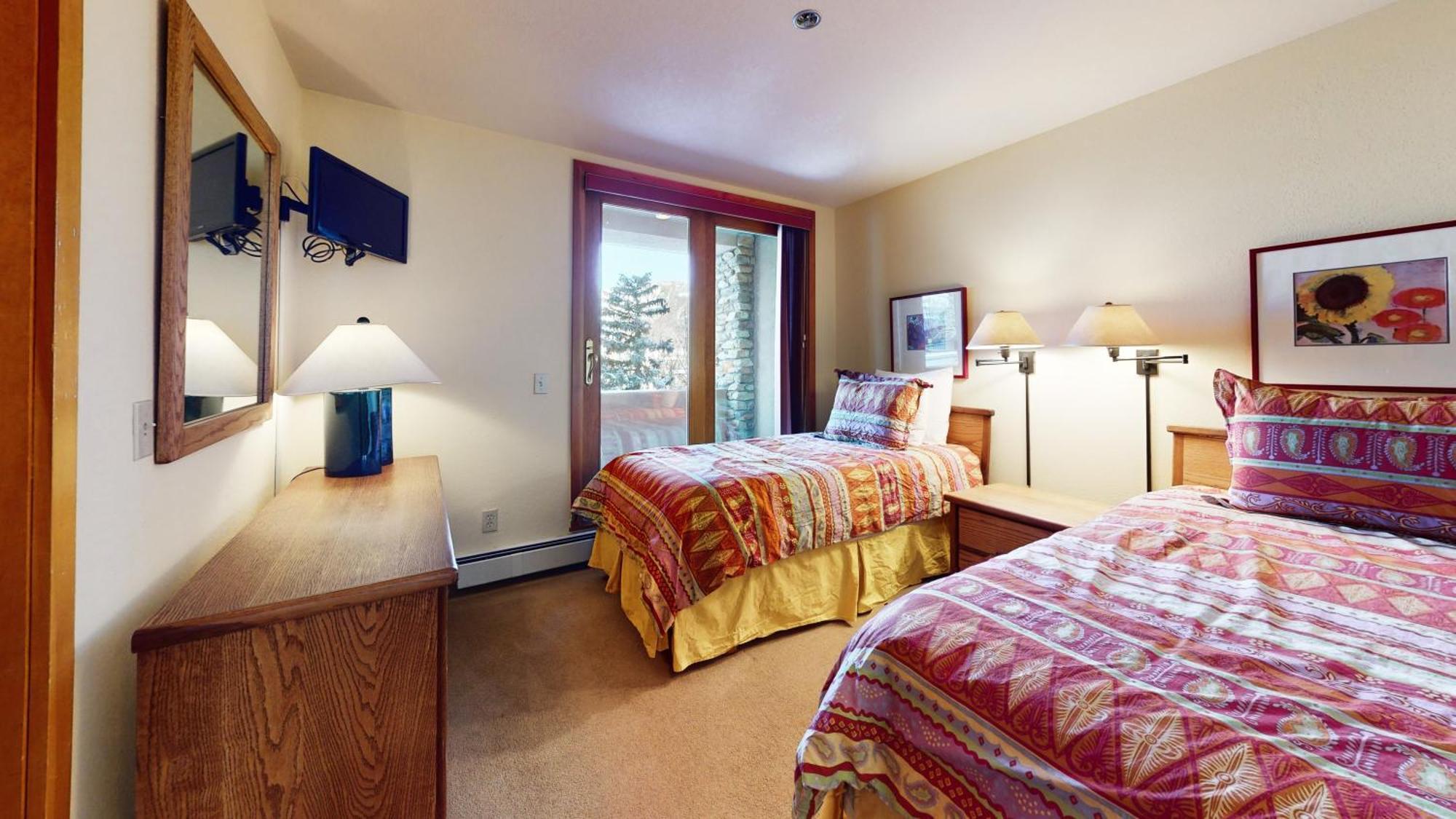 Woodrun Place