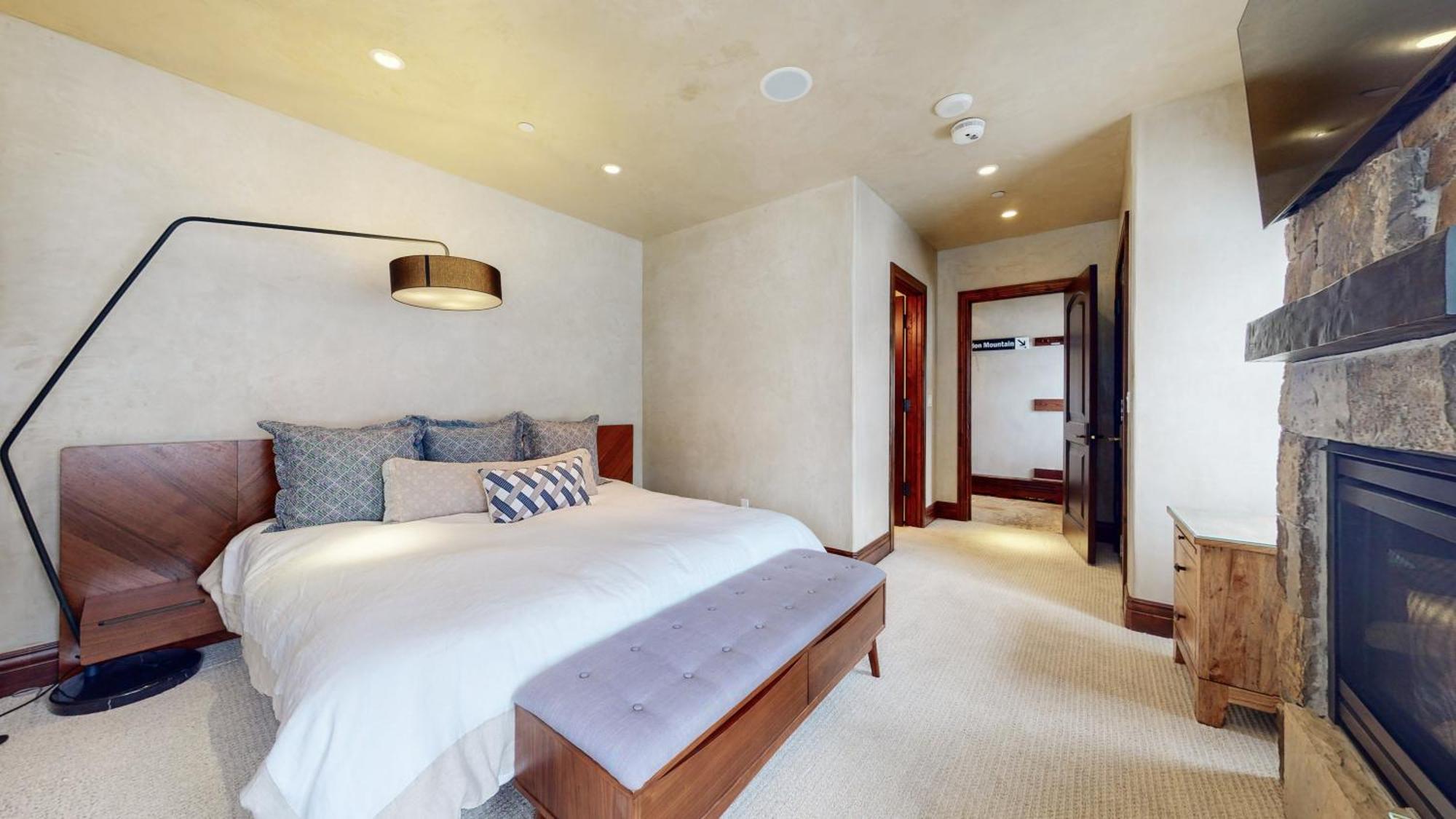 Woodrun Place Aparthotel
