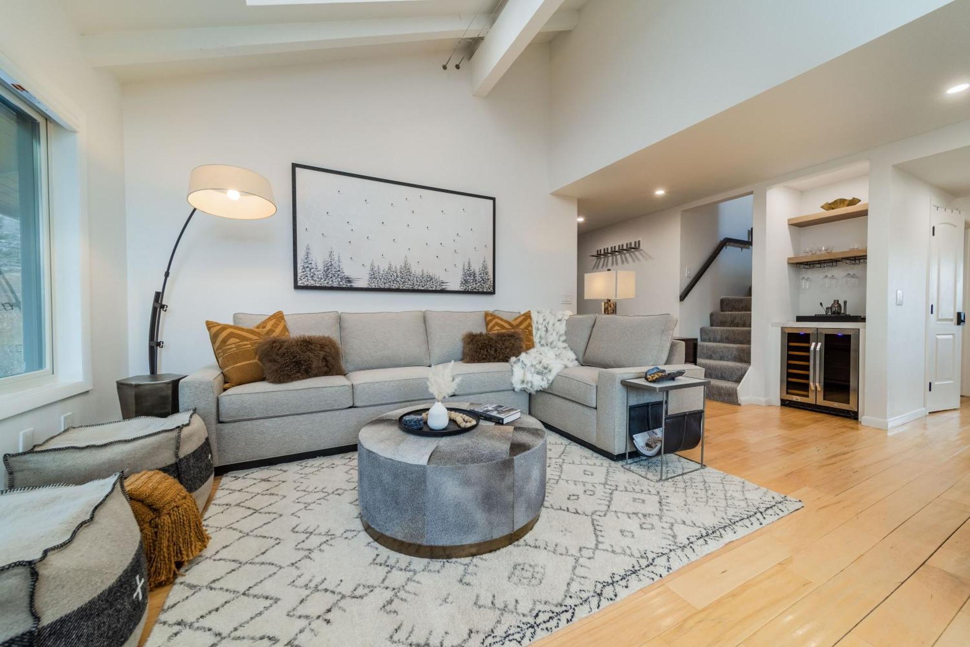 Apartment New Listing Just Renovated 3br 3ba