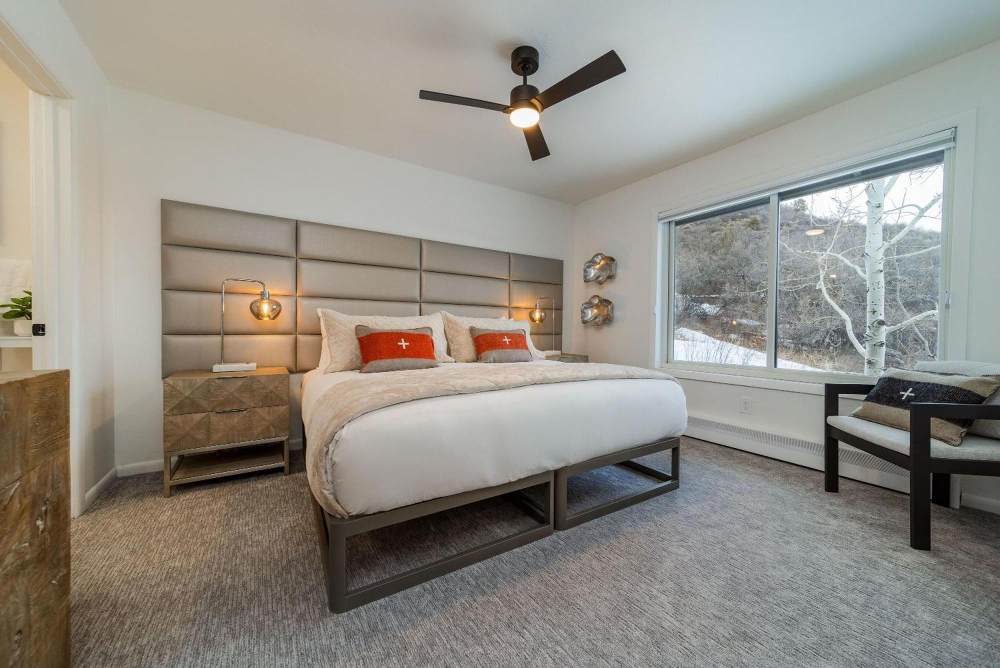 New Listing Just Renovated 3br 3ba *