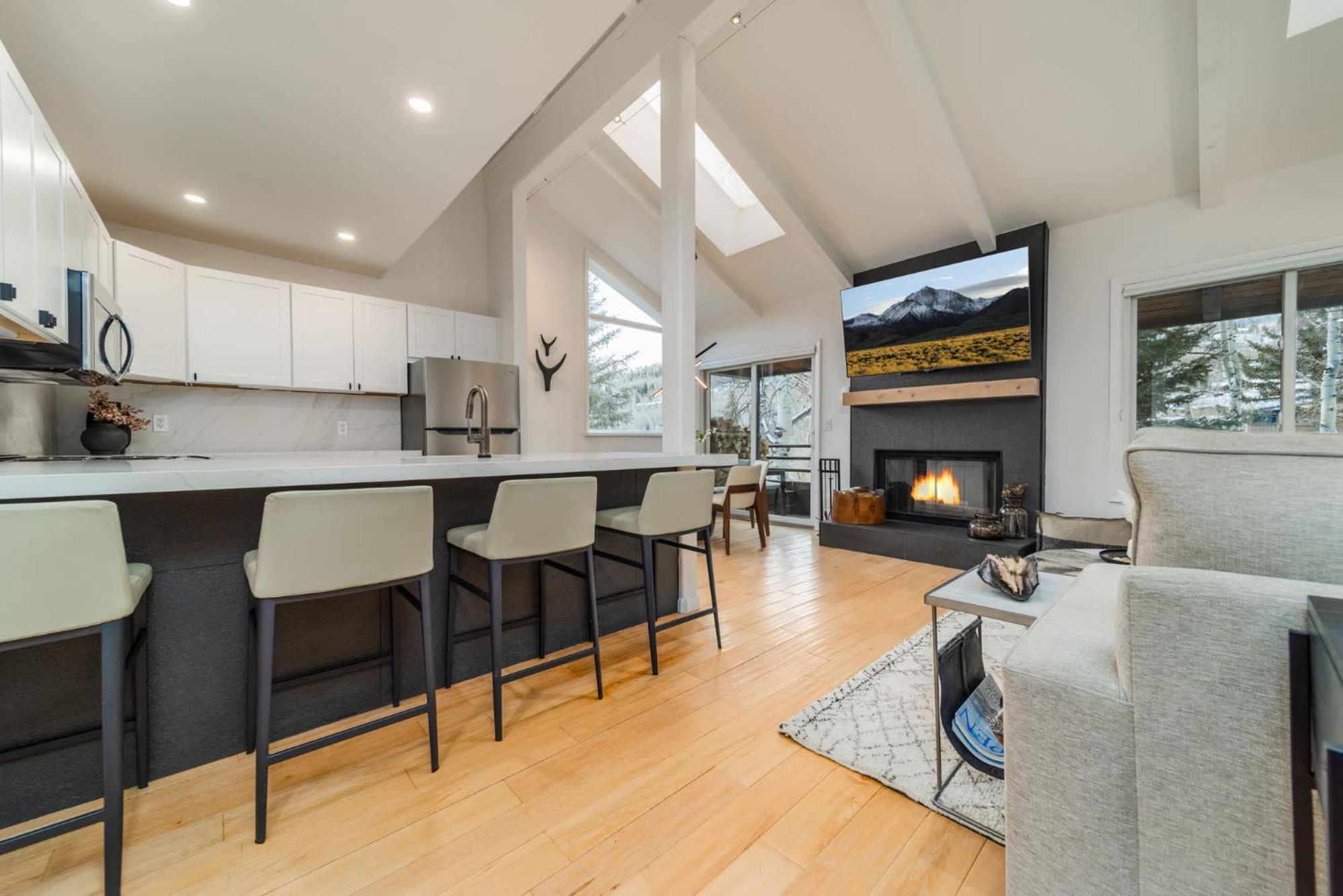 Apartment New Listing Just Renovated 3br 3ba Snowmass Village