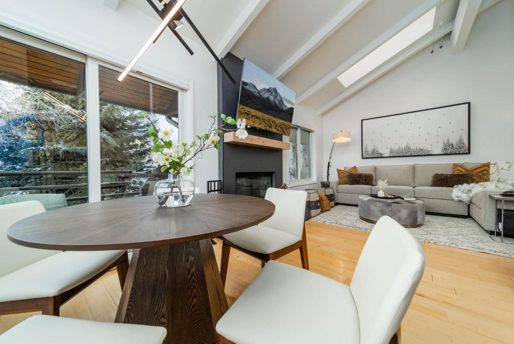 Apartment New Listing Just Renovated 3br 3ba Snowmass Village