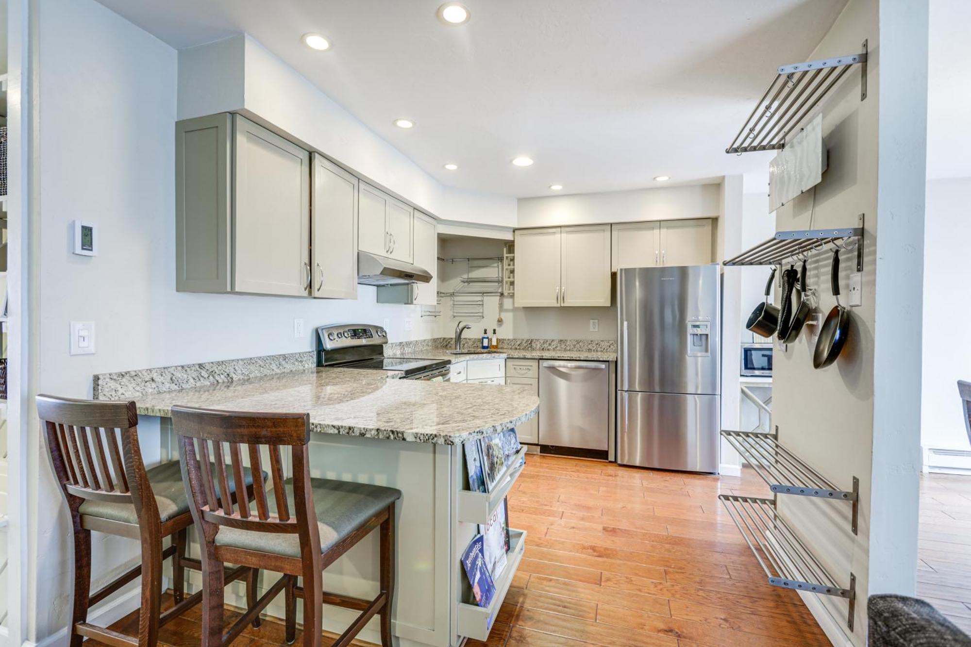 Apartment Snowmass With Amenities Less Than 1 Mi To Slopes! *