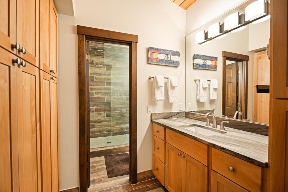 Enclave 312, Ski-in/ski-out Condo, Floor W/ Hot Tub, Gym And Out Door Pool In Snowmass Holiday home *