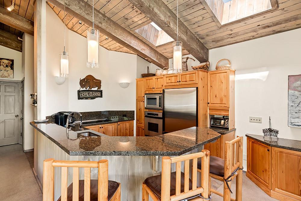 Enclave 307, Snowmass Ski-in/ski-out W/shared Pool/hot Tub Holiday home