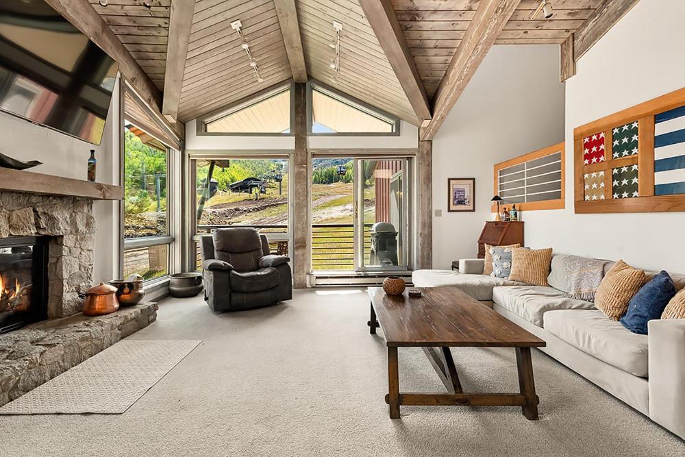 Enclave 307, Snowmass Ski-in/ski-out W/shared Pool/hot Tub *