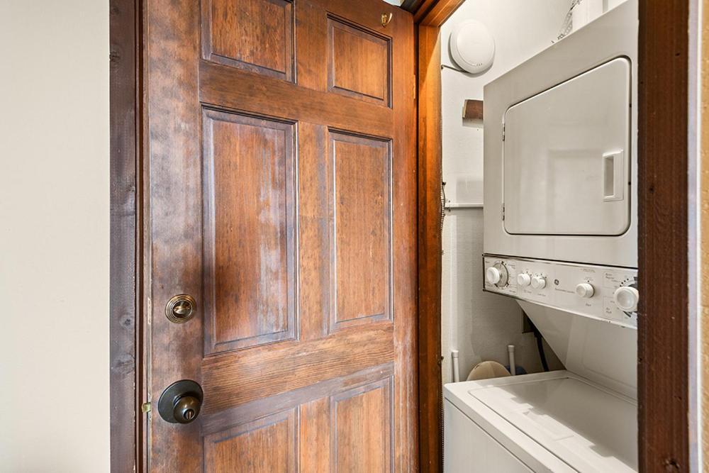 Enclave 303, Snowmass Ski-in/ski-out With Shared Pool/hot Tub Holiday home