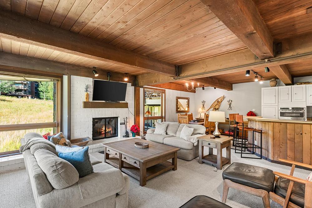 Enclave 208, Snowmass Ski-in/ski-out W/shared Pool/hot Tub/wifi