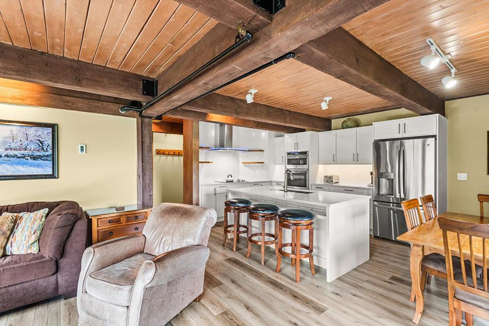 Enclave 103, Snowmass Ski-in/ski-out W/shared Pool/hot Tub