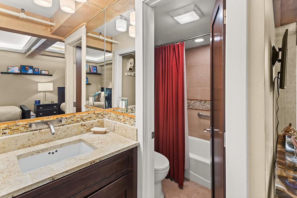 Enclave 102, Snowmass Ski-in/ski-out W/shared Pool/hot Tub Holiday home *