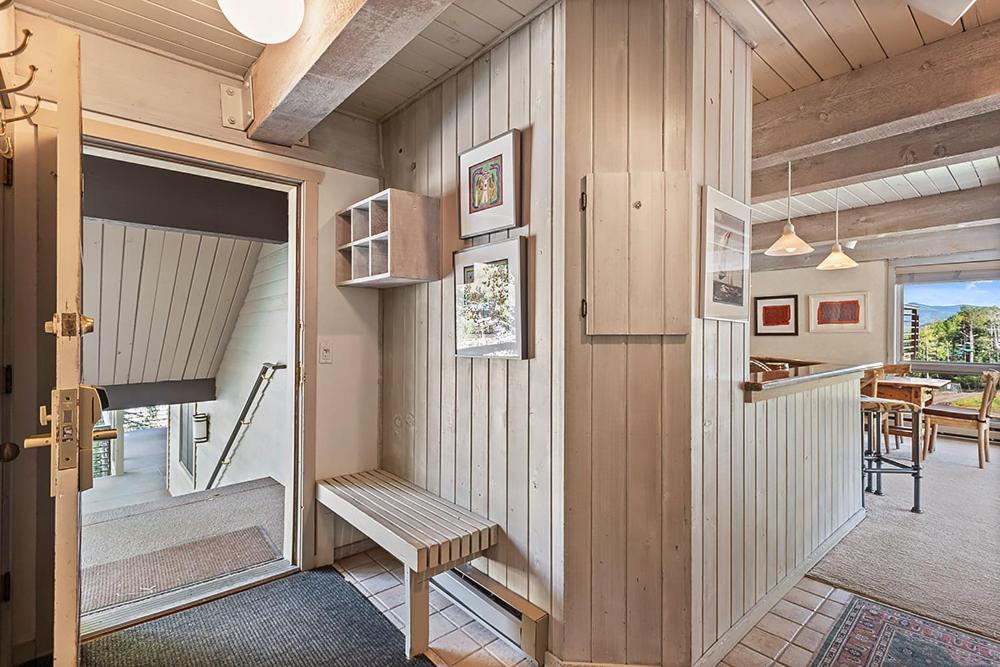 Enclave 205, Snowmass Ski-in/ski-out W/shared Pool/hot Tub/gym/wifi Snowmass Village