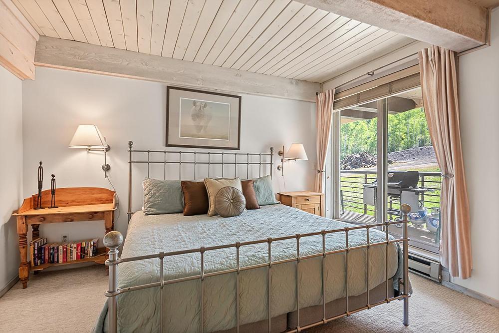 Enclave 205, Snowmass Ski-in/ski-out W/shared Pool/hot Tub/gym/wifi * Snowmass Village