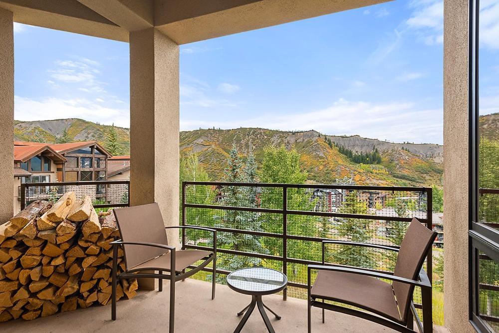 Chamonix 37, Snowmass Ski-in/ski-out W/shared Hot Tub & Pool/private Washer/dryer/wifi Snowmass Village