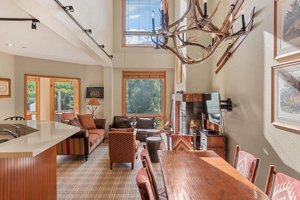 Chamonix 41, Snowmass Ski-in/ski-out W/washer/dryer/free Wifi Snowmass Village