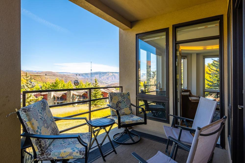 Chamonix 27, Snowmass Ski-in/ski-out With Pool, Hot Tub, Gym, Wifi & Washer/dryer Snowmass Village