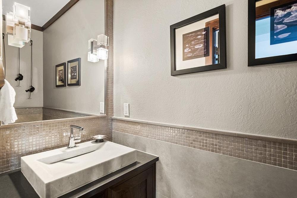 Chamonix 26, Snowmass Ski-in/ski-out W/shared Pool/hot Tub/private Washer/dryer/wifi
