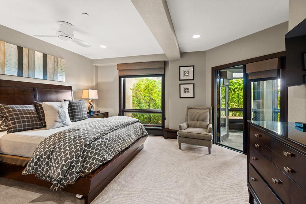 Holiday home Chamonix 26, Snowmass Ski-in/ski-out W/shared Pool/hot Tub/private Washer/dryer/wifi Snowmass Village