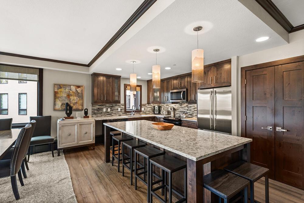 Holiday home Chamonix 26, Snowmass Ski-in/ski-out W/shared Pool/hot Tub/private Washer/dryer/wifi *