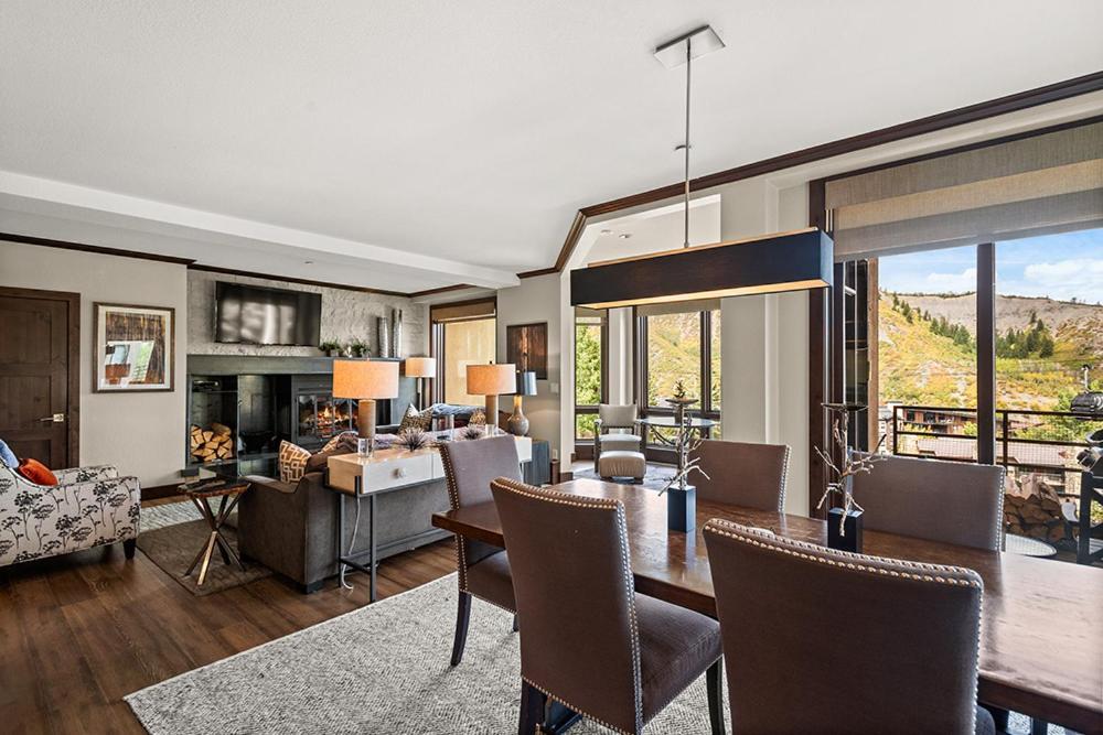 Chamonix 26, Snowmass Ski-in/ski-out W/shared Pool/hot Tub/private Washer/dryer/wifi