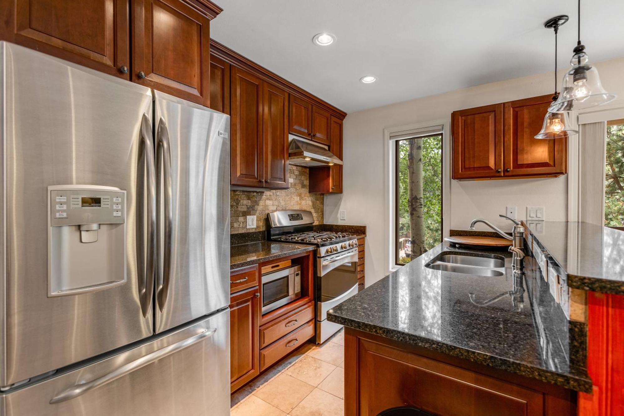 Apartment Woodbridge By Snowmass Vacations
