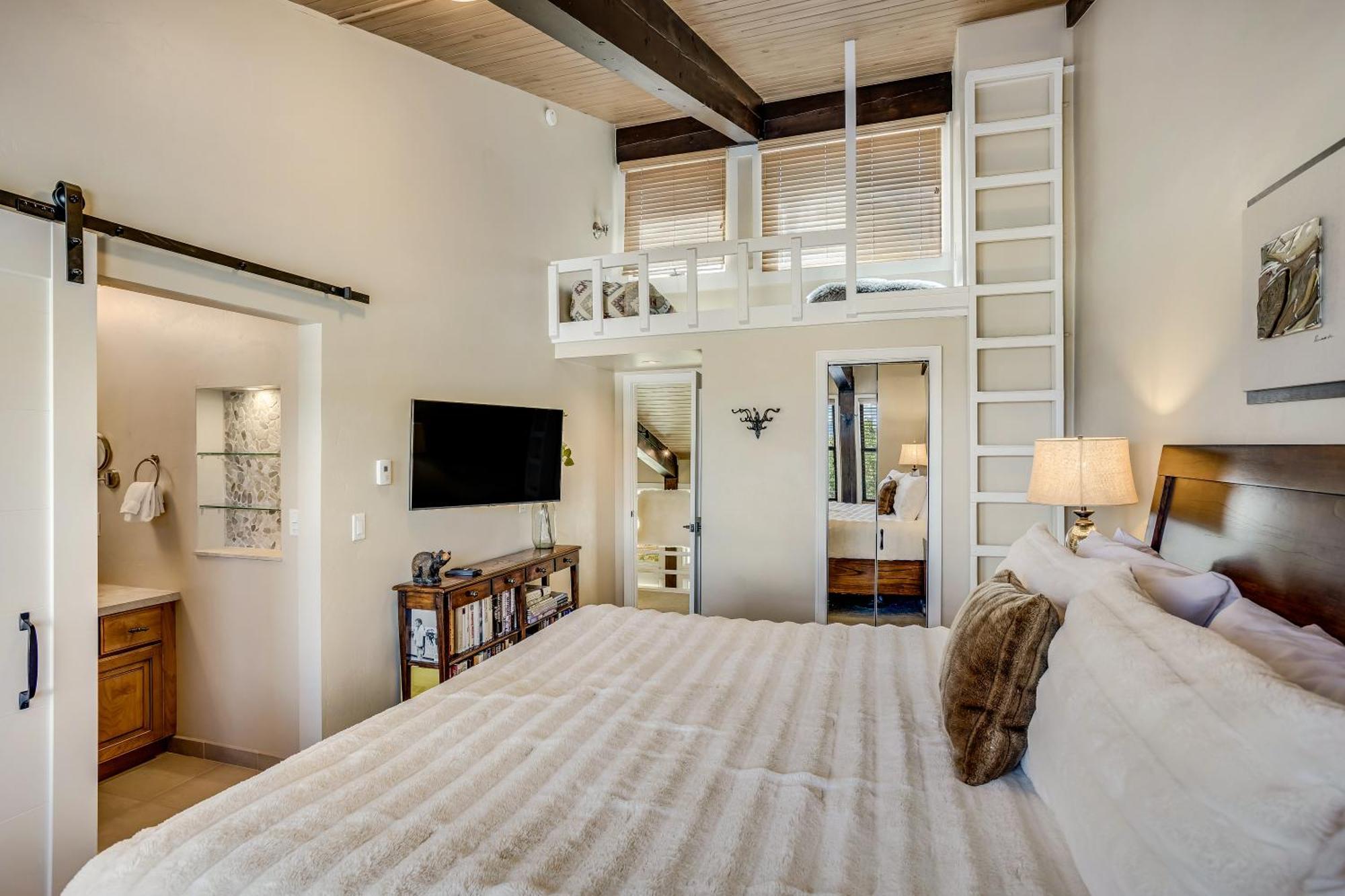 Interlude 3-bedroom Unit 308