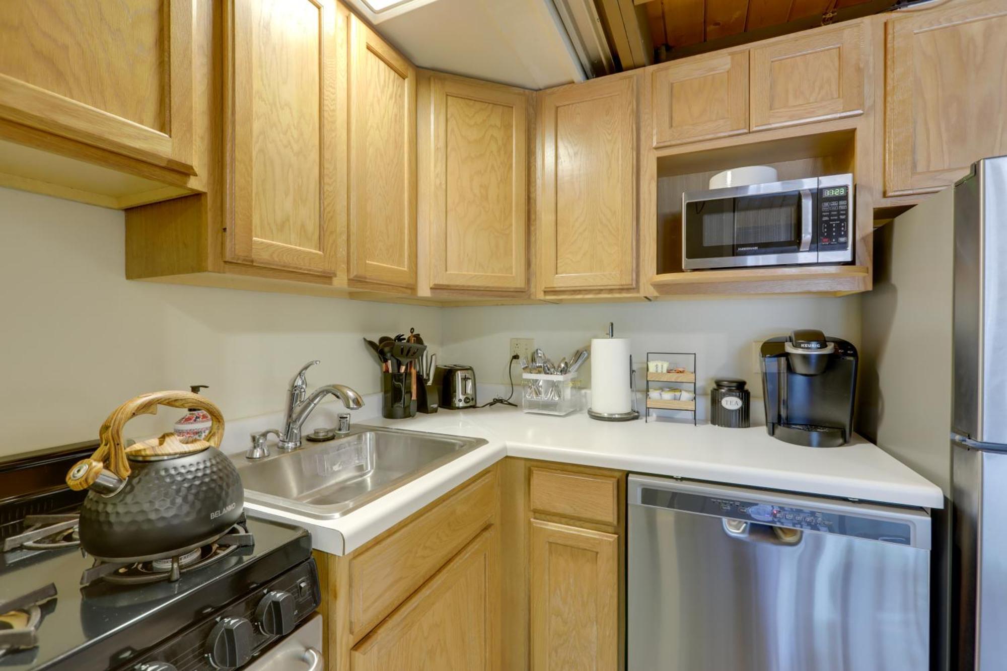 Retreat Close To Slopes And Trails! *