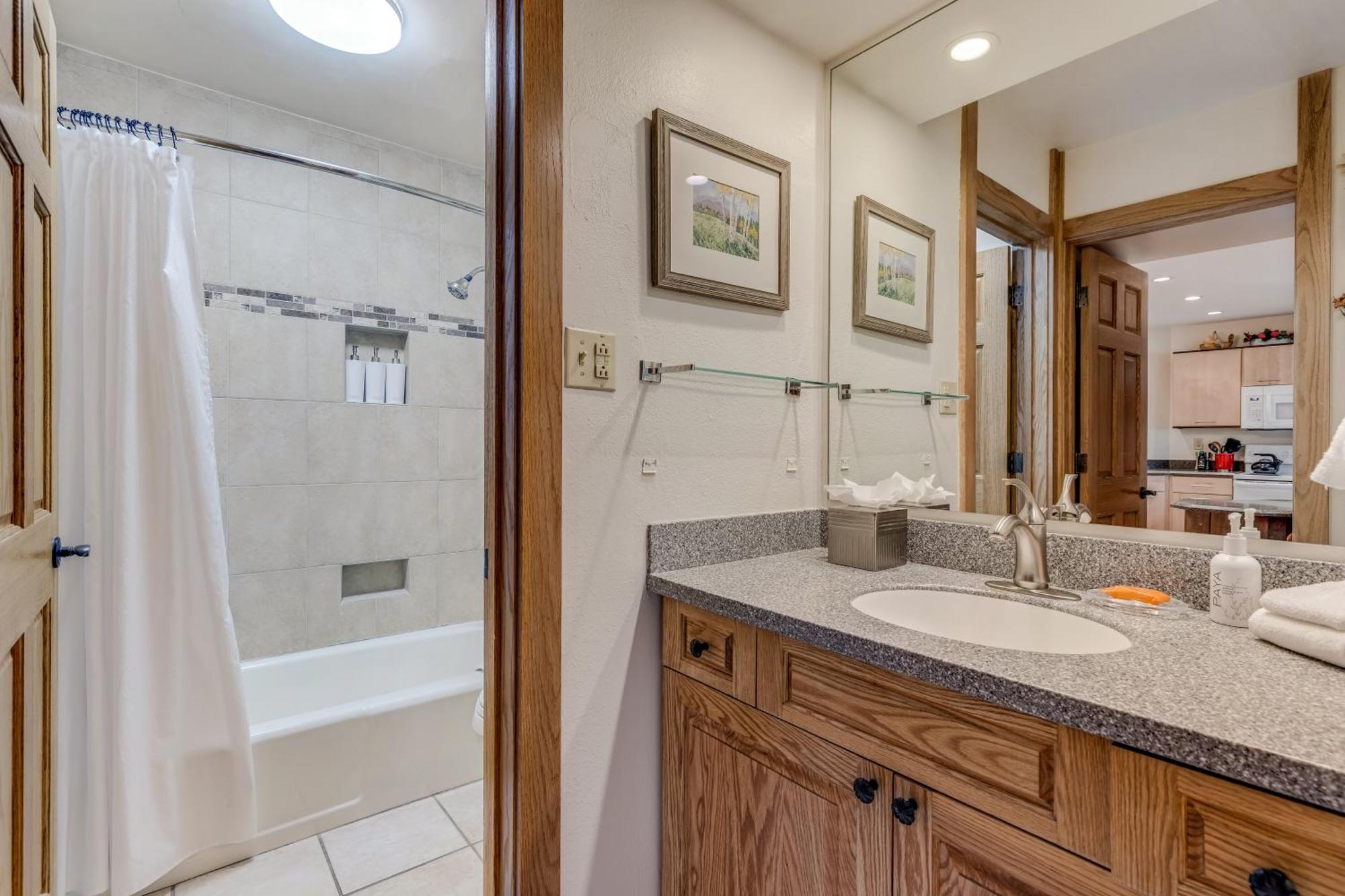 Laurelwood 406