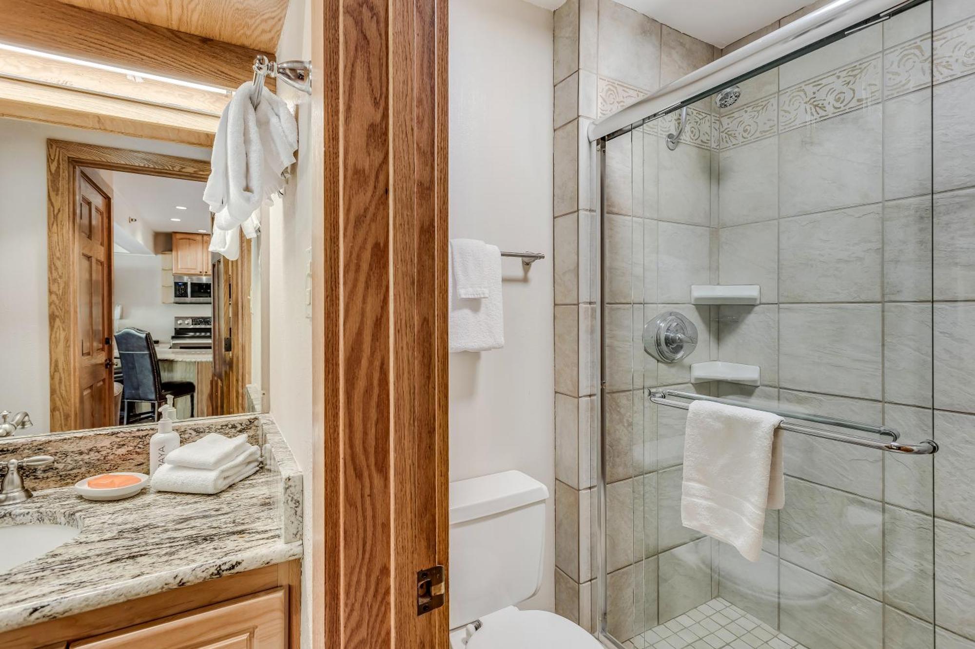 Laurelwood 404 *