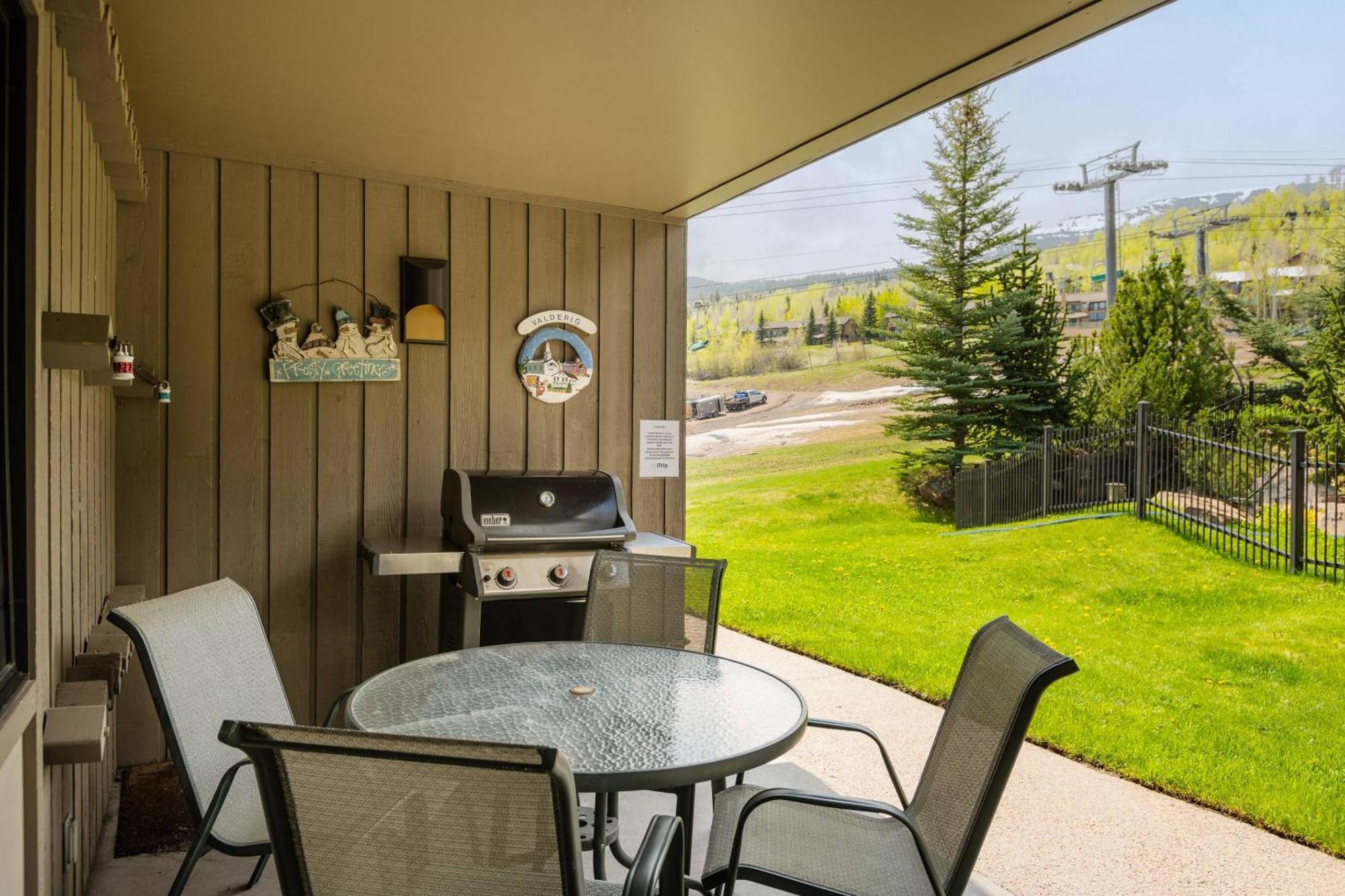 Shadowbrook 402