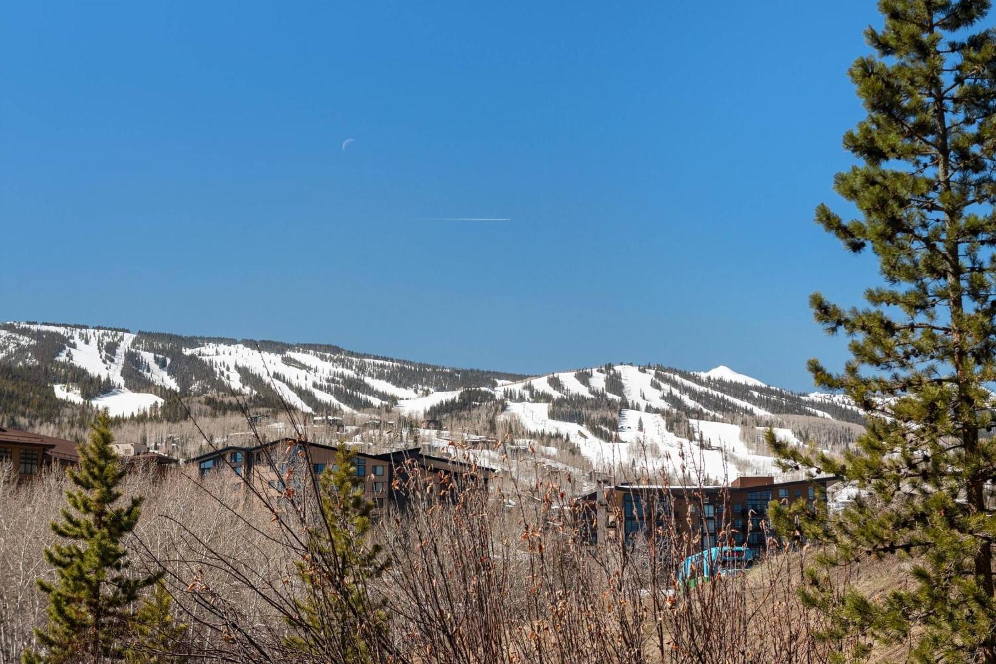 Woodbridge 34 C * Snowmass Village
