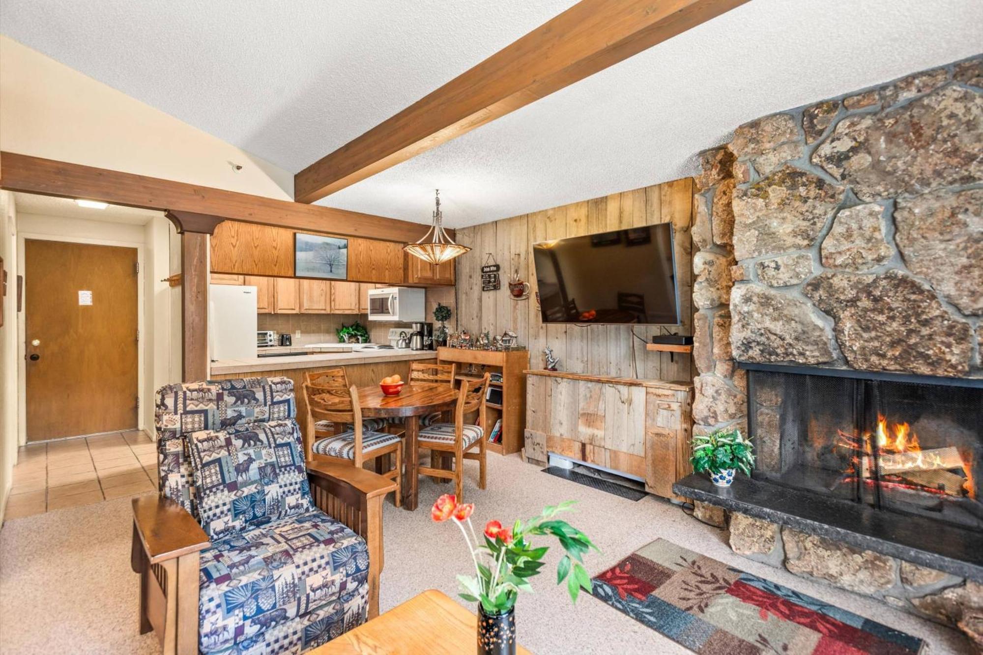 Lichenhearth 16 * Snowmass Village