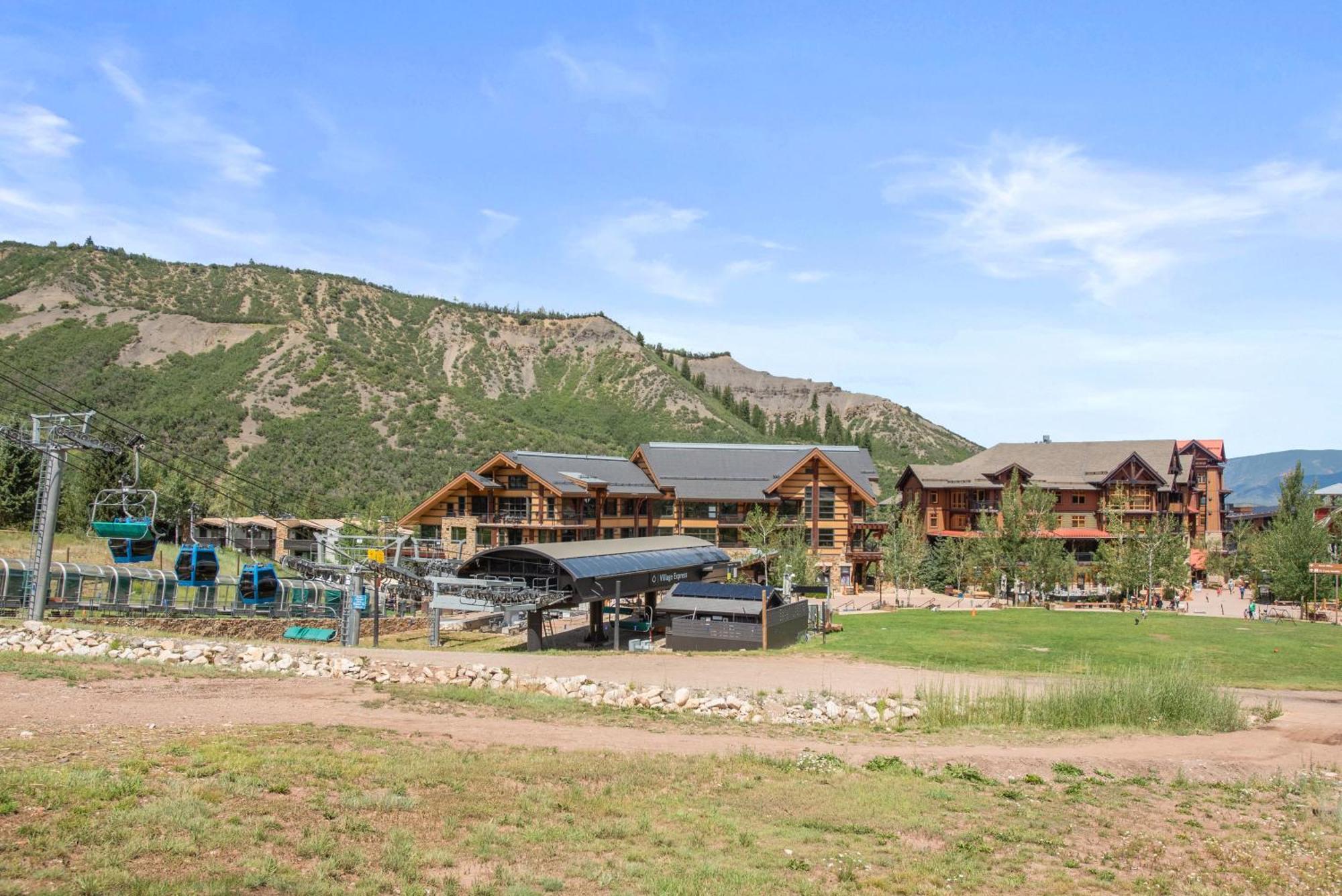 Holiday home Alpine Luxury Designer Snowmass Mountain *