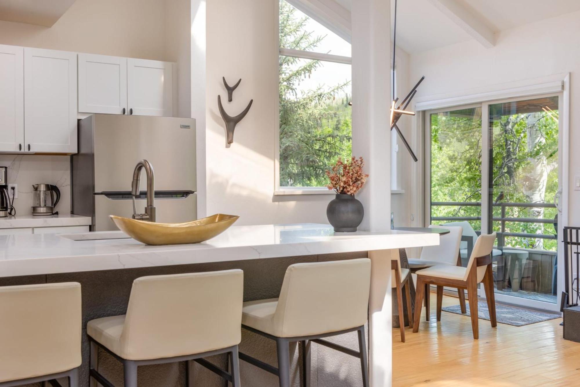 New Listing Just Renovated 3br 3ba Snowmass Village