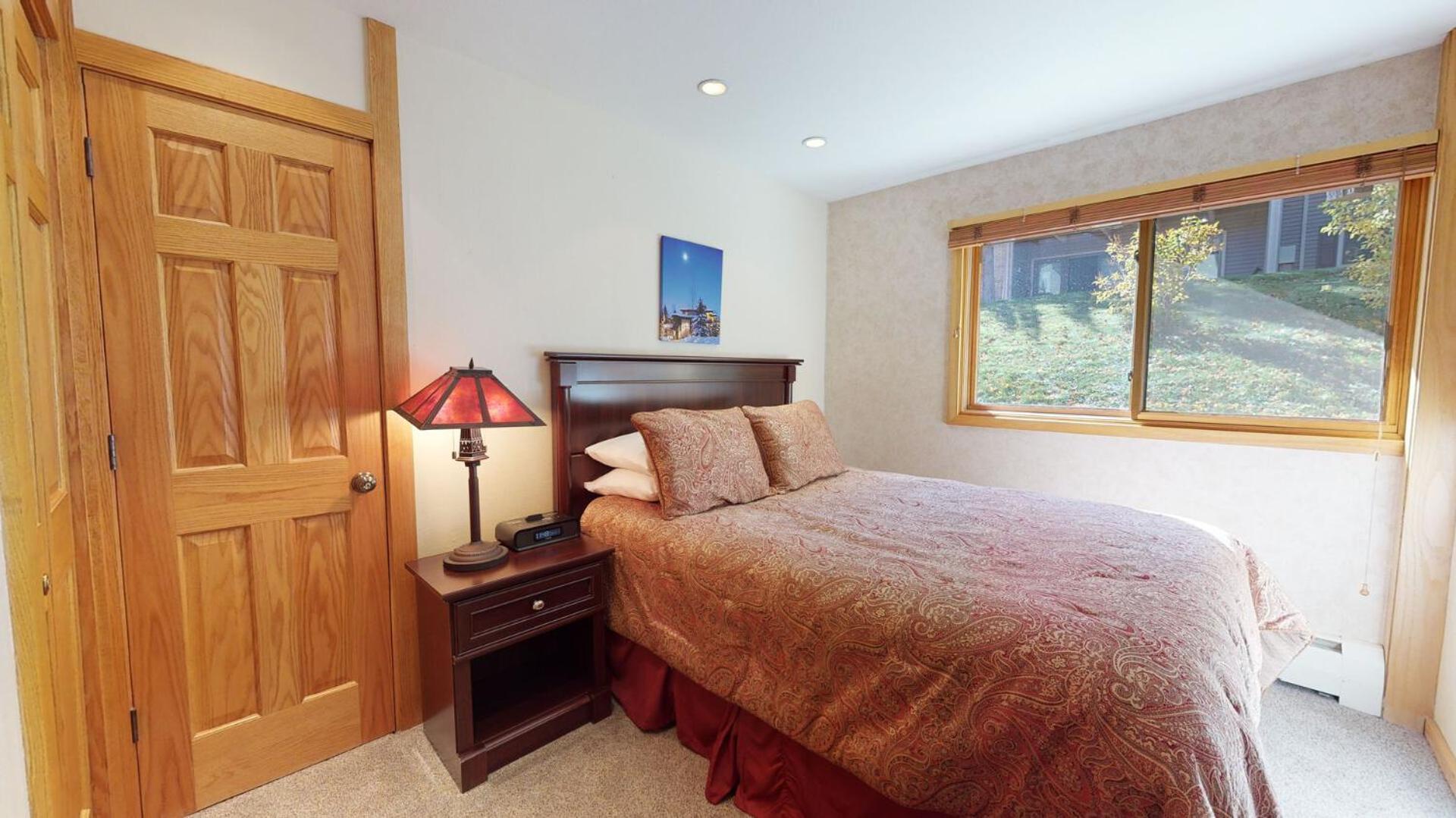 Laurelwood 403