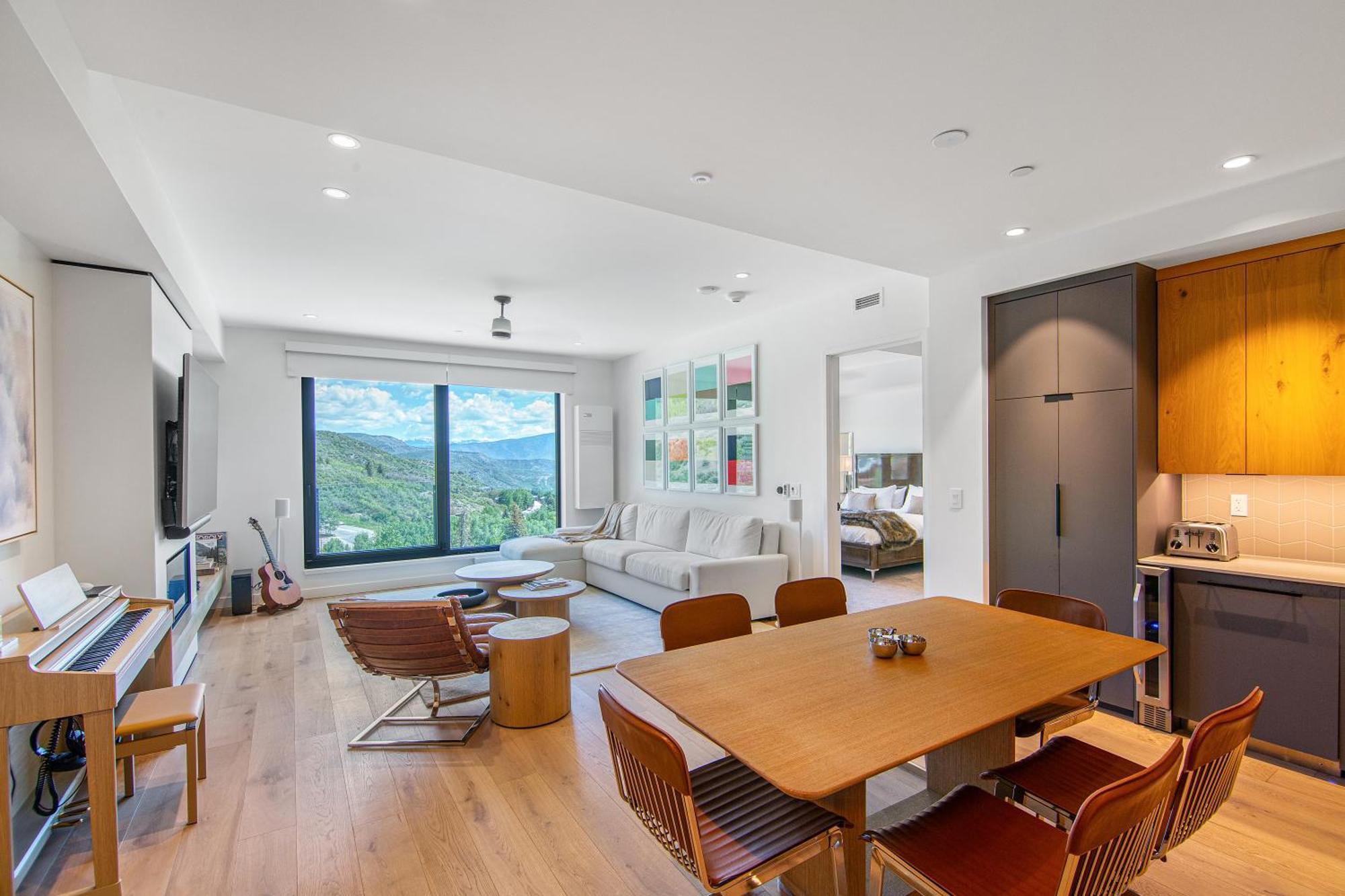 Electric Pass By Snowmass Vacations Apartment