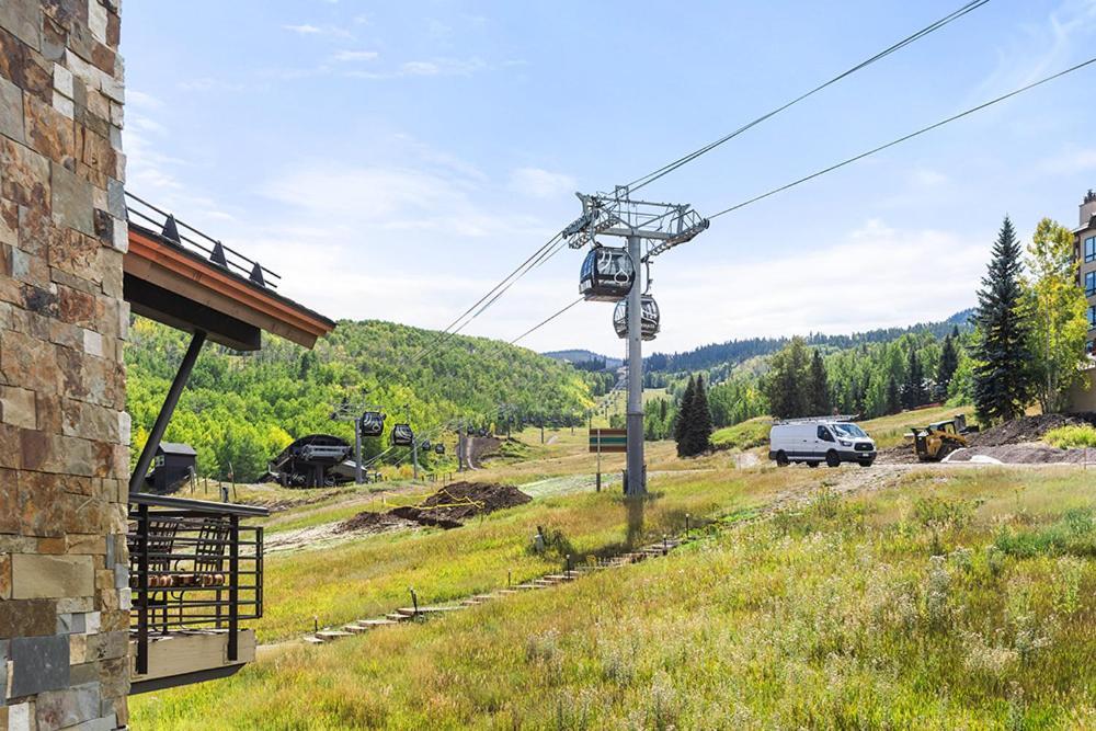Enclave 309, Snowmass Ski-in/ski-out W/shared Pool/hot Tub/private Washer/dryer/gym/wifi Holiday home *