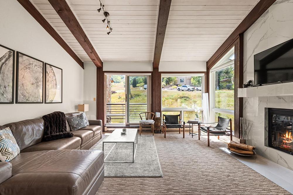 Enclave 309, Snowmass Ski-in/ski-out W/shared Pool/hot Tub/private Washer/dryer/gym/wifi Holiday home *