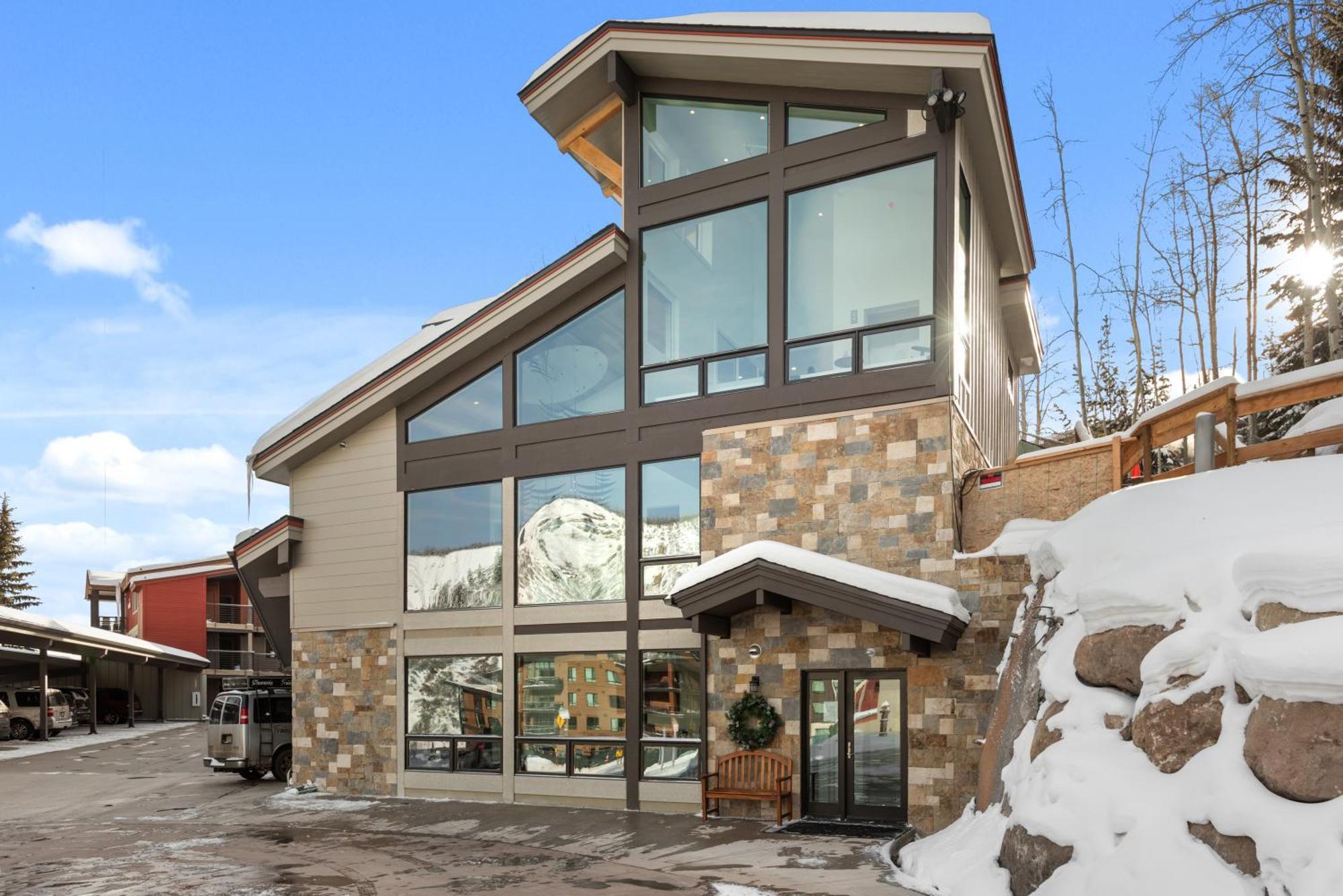 Enclave 309, Snowmass Ski-in/ski-out W/shared Pool/hot Tub/private Washer/dryer/gym/wifi * Snowmass Village